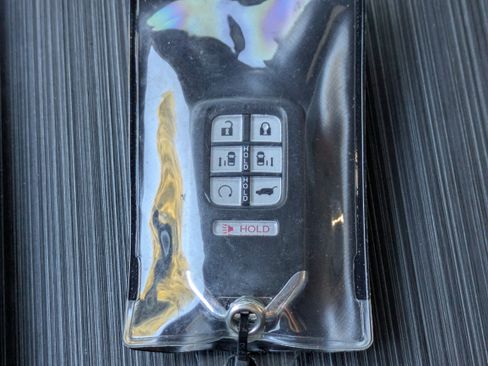 Certified 2024 Honda Odyssey Touring image 39