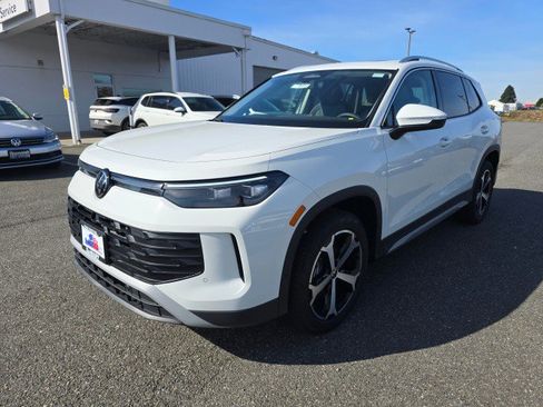 New 2026 Volkswagen Tiguan SE AWD/4WD image 7