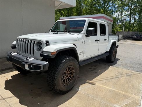 Used 2020 Jeep Gladiator Overland w/ Popular Equipment Package AWD/4WD image 17