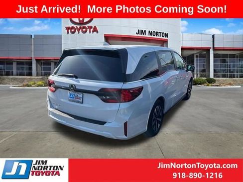 Used 2025 Honda Odyssey EX-L image 5