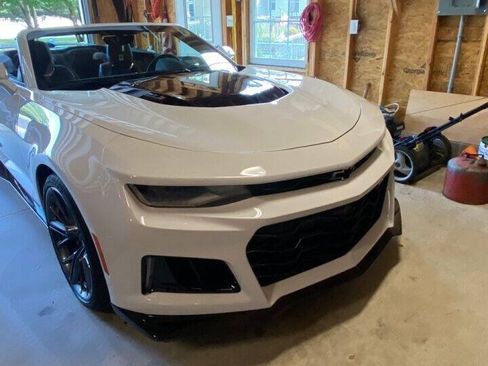 Used 2023 Chevrolet Camaro ZL1 RWD image 6
