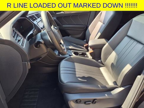 Used 2024 Volkswagen Tiguan SE R-Line AWD/4WD image 15