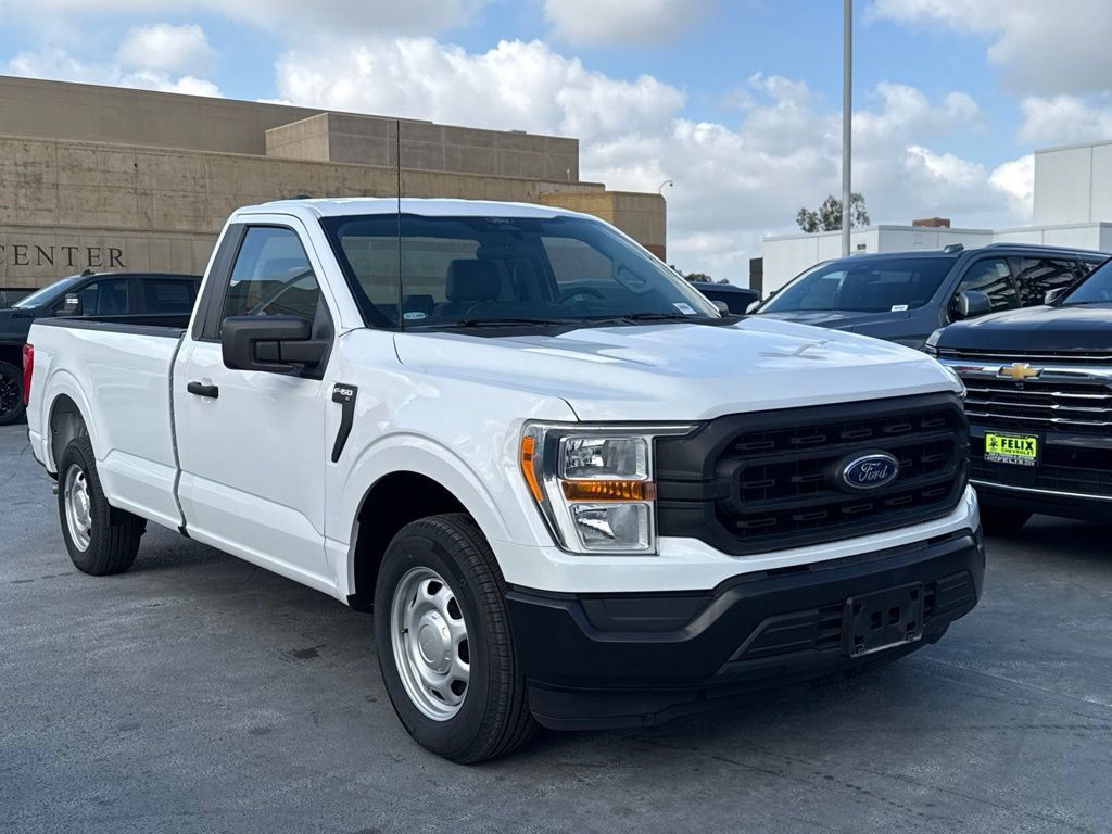 Used 2022 Ford F150 XL w/ Equipment Group 101A High RWD image 3