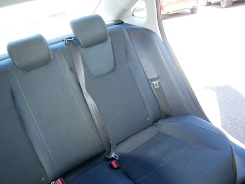 Used 2019 Honda Insight LX image 14