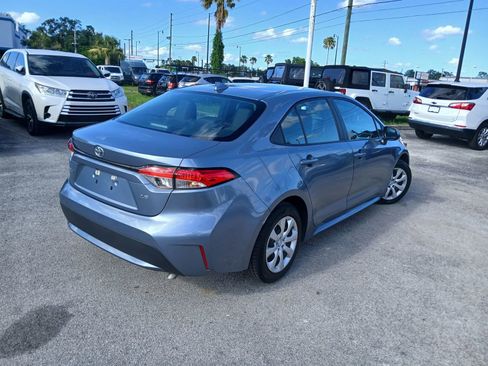 Used 2020 Toyota Corolla LE FWD image 5