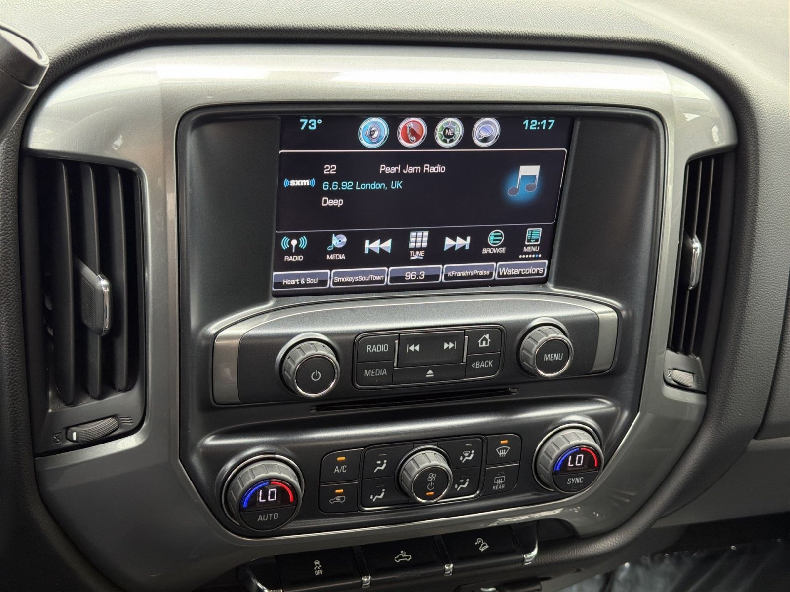 Used 2017 Chevrolet Silverado 1500 LT w/ All Star Edition AWD/4WD image 18