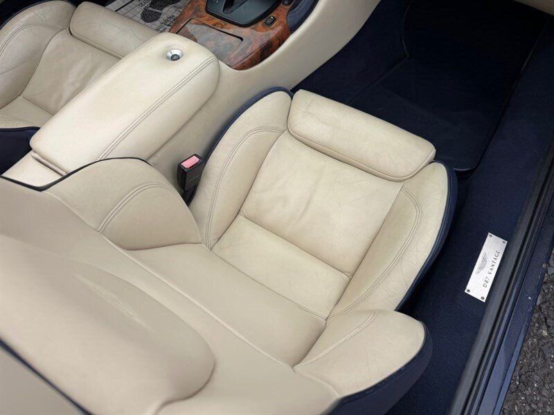 Used 2000 Aston Martin DB7 Vantage RWD image 19