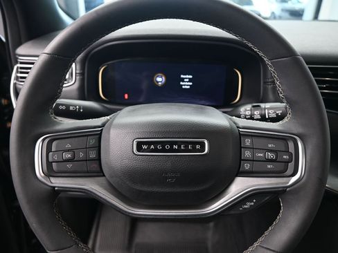 Used 2022 Jeep Wagoneer Series II image 17