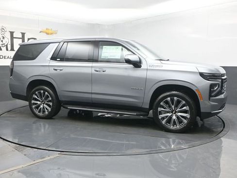 New 2026 Chevrolet Tahoe High Country AWD/4WD image 28