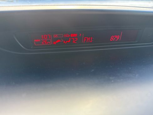 Used 2012 MAZDA MAZDA5 Sport image 17