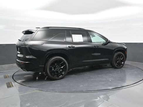 Used 2024 Chevrolet Traverse RS AWD/4WD image 7
