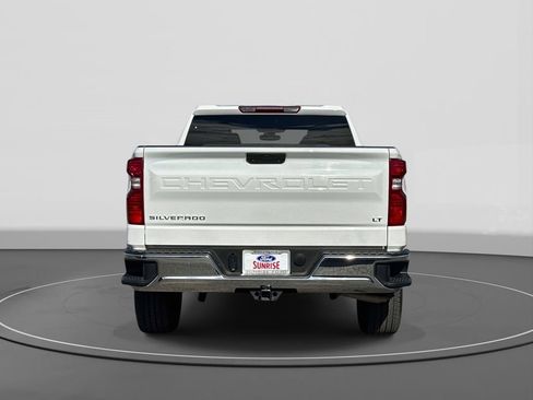 Used 2022 Chevrolet Silverado 1500 LT w/ Bed Protection Package image 6