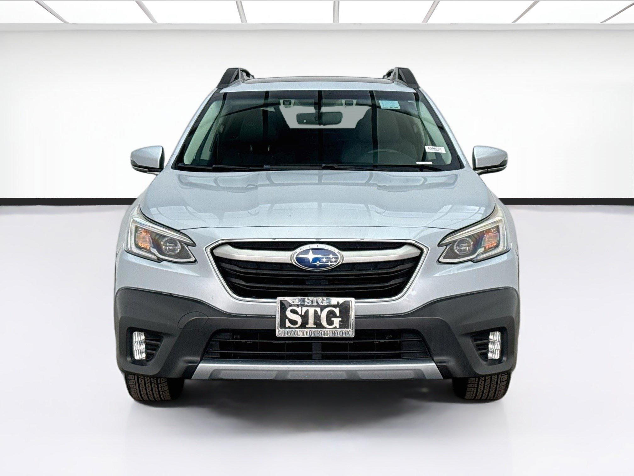 Used 2020 Subaru Outback Limited AWD/4WD image 2
