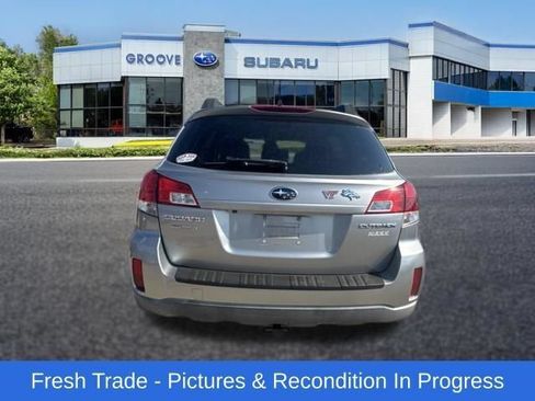 Used 2011 Subaru Outback 2.5i Limited w/ PWR Moonroof Pkg AWD/4WD image 5