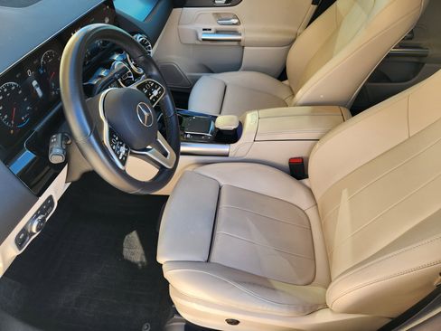 Certified 2022 Mercedes-Benz GLA 250 image 14