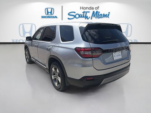 Certified 2024 Honda Pilot EX-L image 5