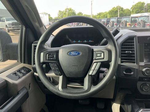 Used 2018 Ford F150 XL w/ Equipment Group 101A Mid RWD image 23