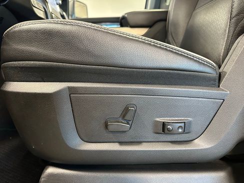 Used 2024 RAM 3500 Laramie image 14