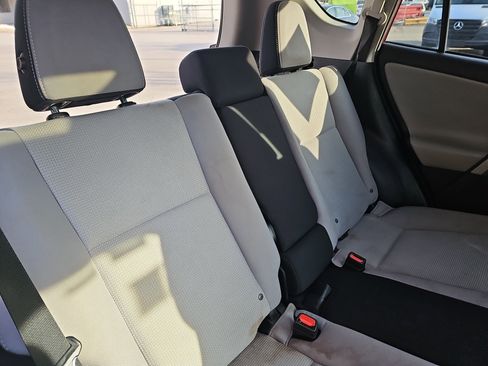 Used 2018 Toyota RAV4 XLE image 12