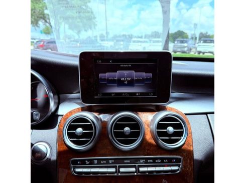 Used 2018 Mercedes-Benz C 300 Sedan image 11