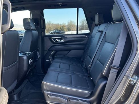 Certified 2021 GMC Yukon SLT w/ SLT Premium Package image 21