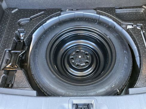 Used 2022 Nissan Rogue Sport S image 27