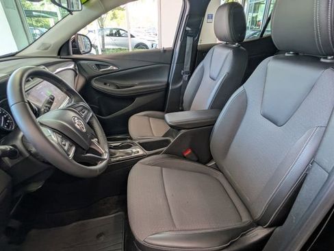 Certified 2023 Buick Encore GX Preferred w/ Cold Weather Comfort Package FWD image 5