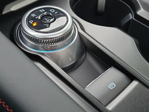 Used 2025 Ford Explorer ST-Line w/ Premium Package image 34