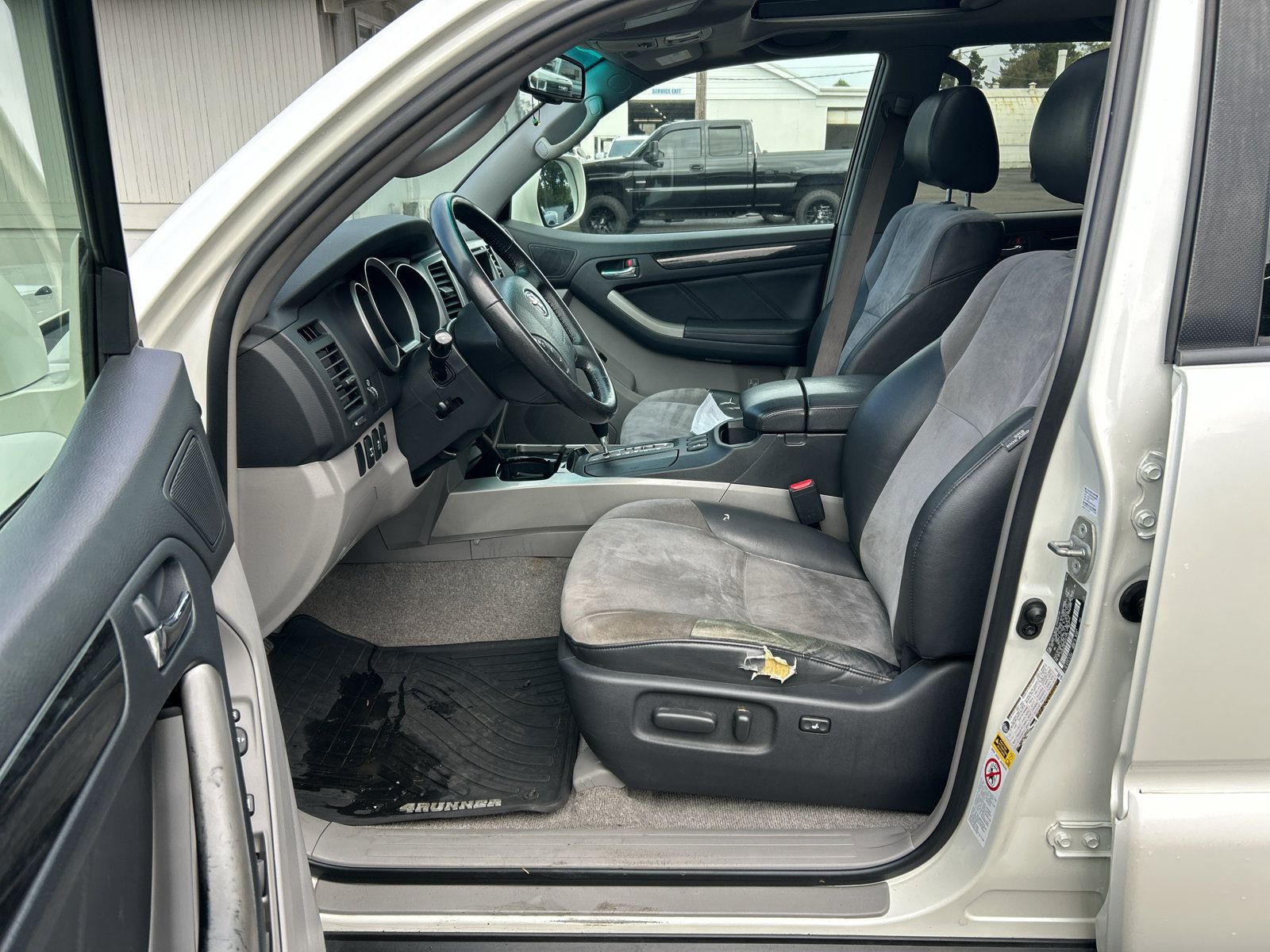 Used 2008 Toyota 4Runner Sport AWD/4WD image 12