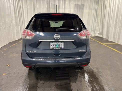 Used 2015 Nissan Rogue SV image 4