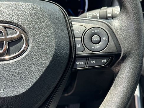 Used 2024 Toyota RAV4 XLE w/ Convenience Package image 17