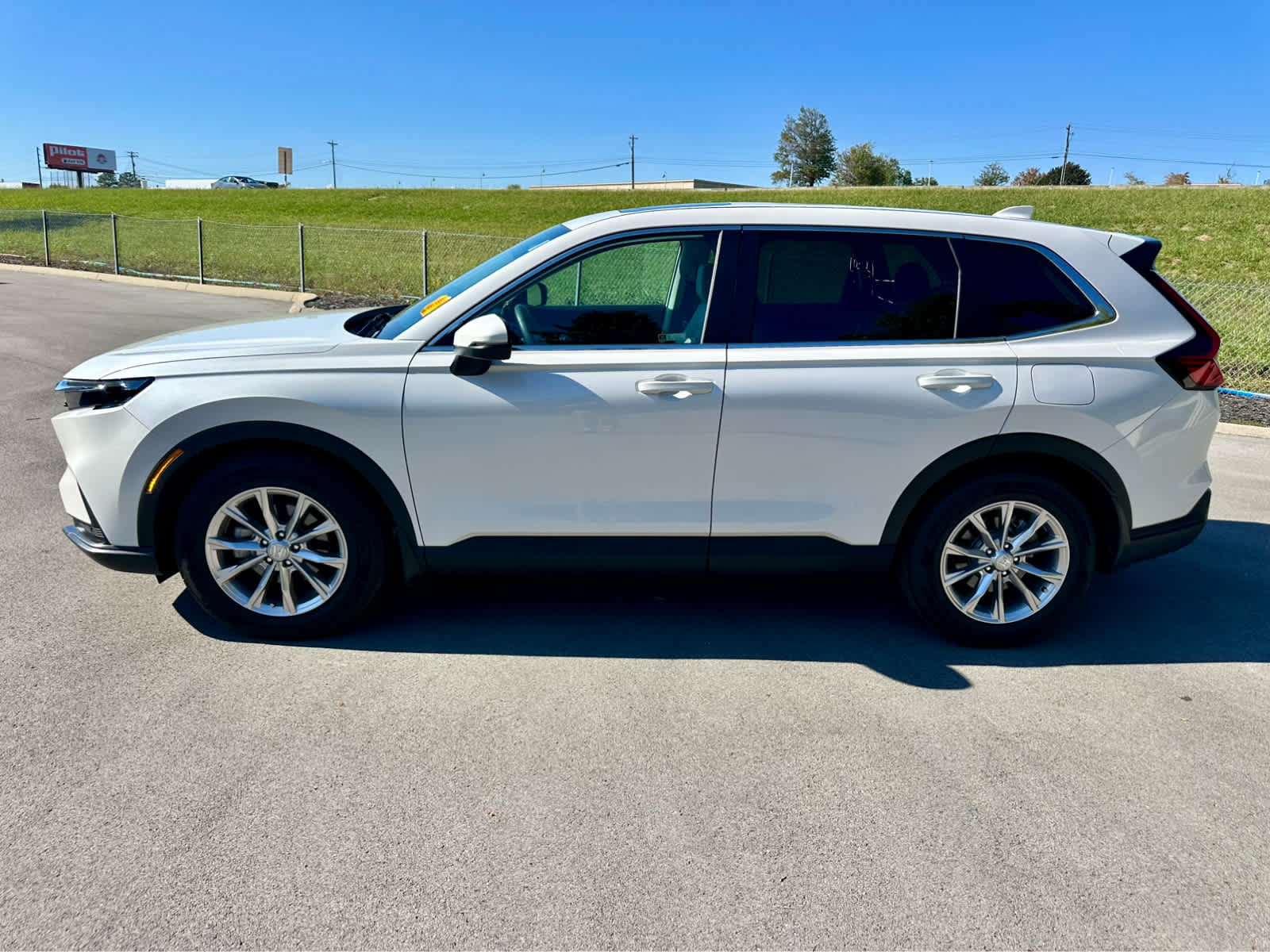 Used 2024 Honda CR-V EX-L image 8