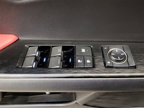 Used 2020 Lexus UX 250h F Sport image 11