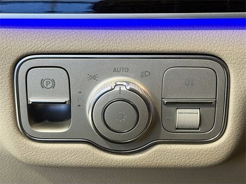 Used 2022 Mercedes-Benz GLS 450 4MATIC w/ AMG Line Exterior image 10