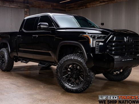 Used 2026 Toyota Tundra SR5 w/ SR5 Convenience Package image 1