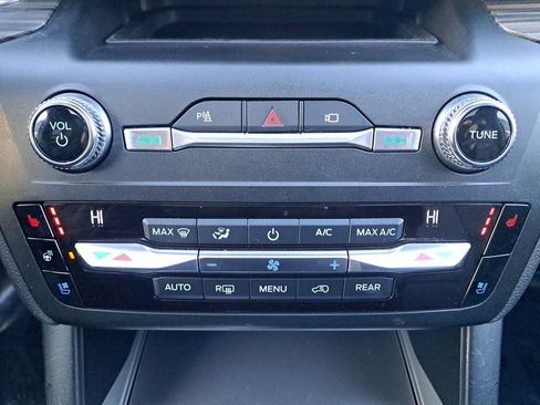 Used 2020 Ford Explorer Limited w/ Class III Trailer Tow Package image 22