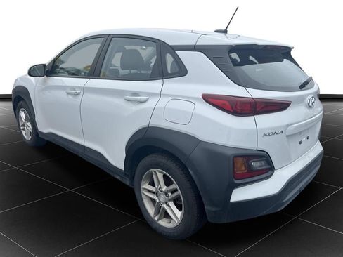 Used 2021 Hyundai Kona SE FWD image 3