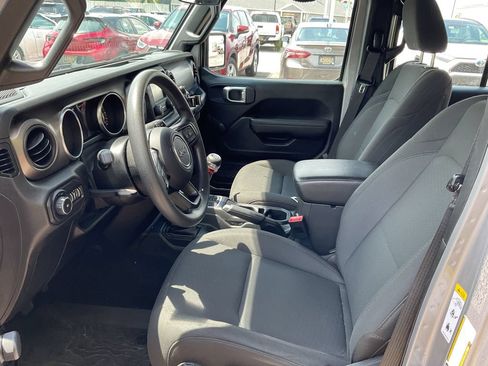 Used 2020 Jeep Wrangler Unlimited Sport AWD/4WD image 6
