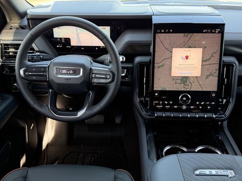 New 2026 GMC Yukon XL AT4 w/ AT4 Premium Package image 9