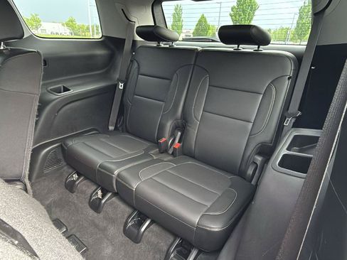 Used 2020 GMC Acadia SLT AWD/4WD image 25