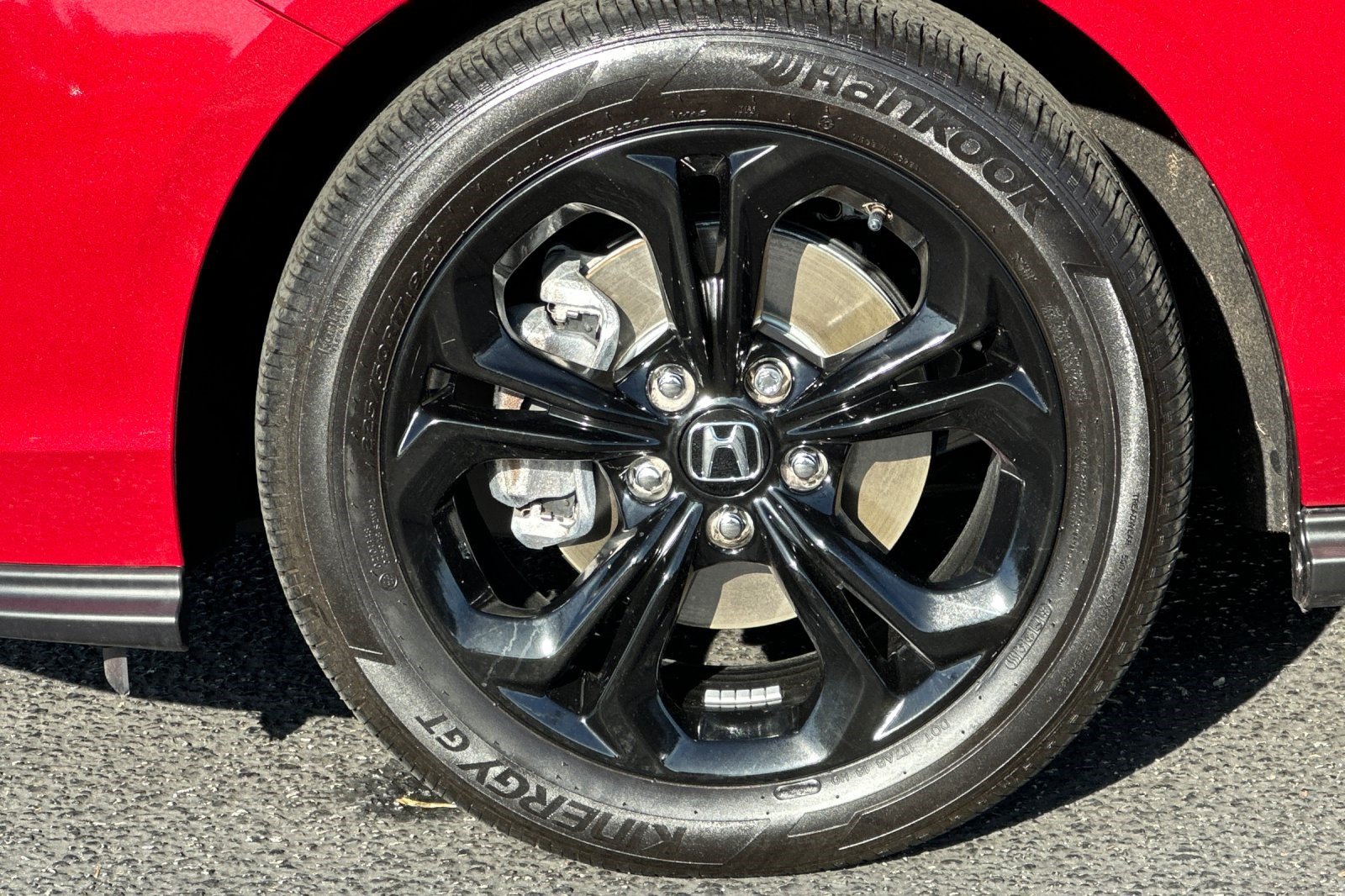 Used 2025 Honda Accord SE image 13