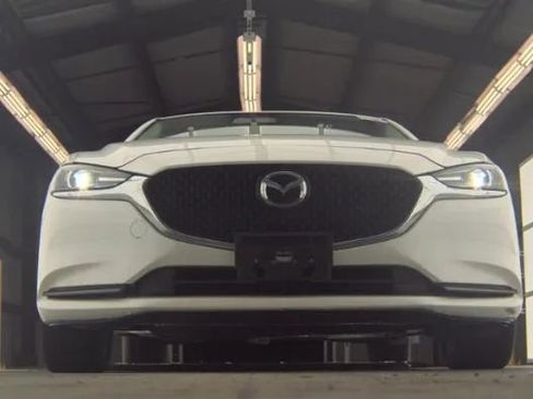 Used 2021 MAZDA MAZDA6 Touring image 3