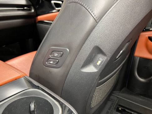 Used 2022 Kia Carnival SX w/ Paint Protection Package image 31