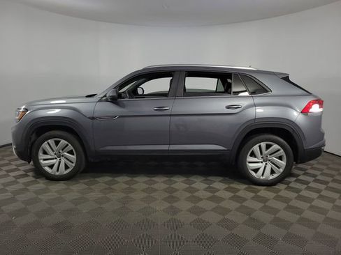 Used 2023 Volkswagen Atlas Cross Sport SE image 4