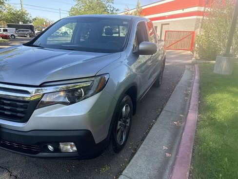 Used 2019 Honda Ridgeline RTL image 12