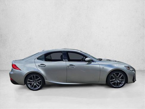 Used 2019 Lexus IS 300 AWD image 4