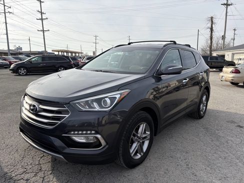 Used 2017 Hyundai Santa Fe Sport image 5