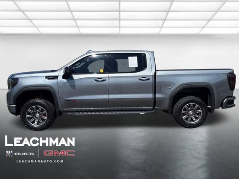 Certified 2021 GMC Sierra 1500 AT4 w/ AT4 Premium Package AWD/4WD image 8