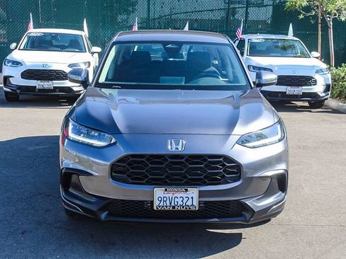 Used 2025 Honda HR-V LX image 2