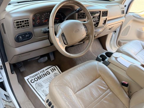 Used 2000 Ford Excursion Limited AWD/4WD image 17